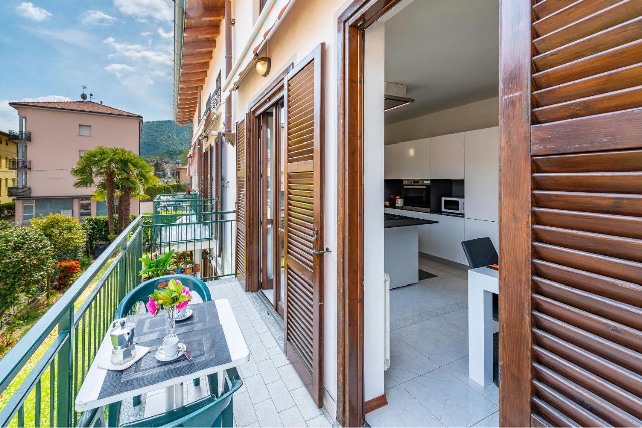 Tresa Bay House - Lugano Lake Lavena Ponte Tresa Eksteriør bilde