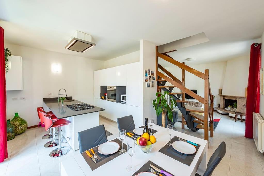 Tresa Bay House - Lugano Lake Lavena Ponte Tresa Eksteriør bilde